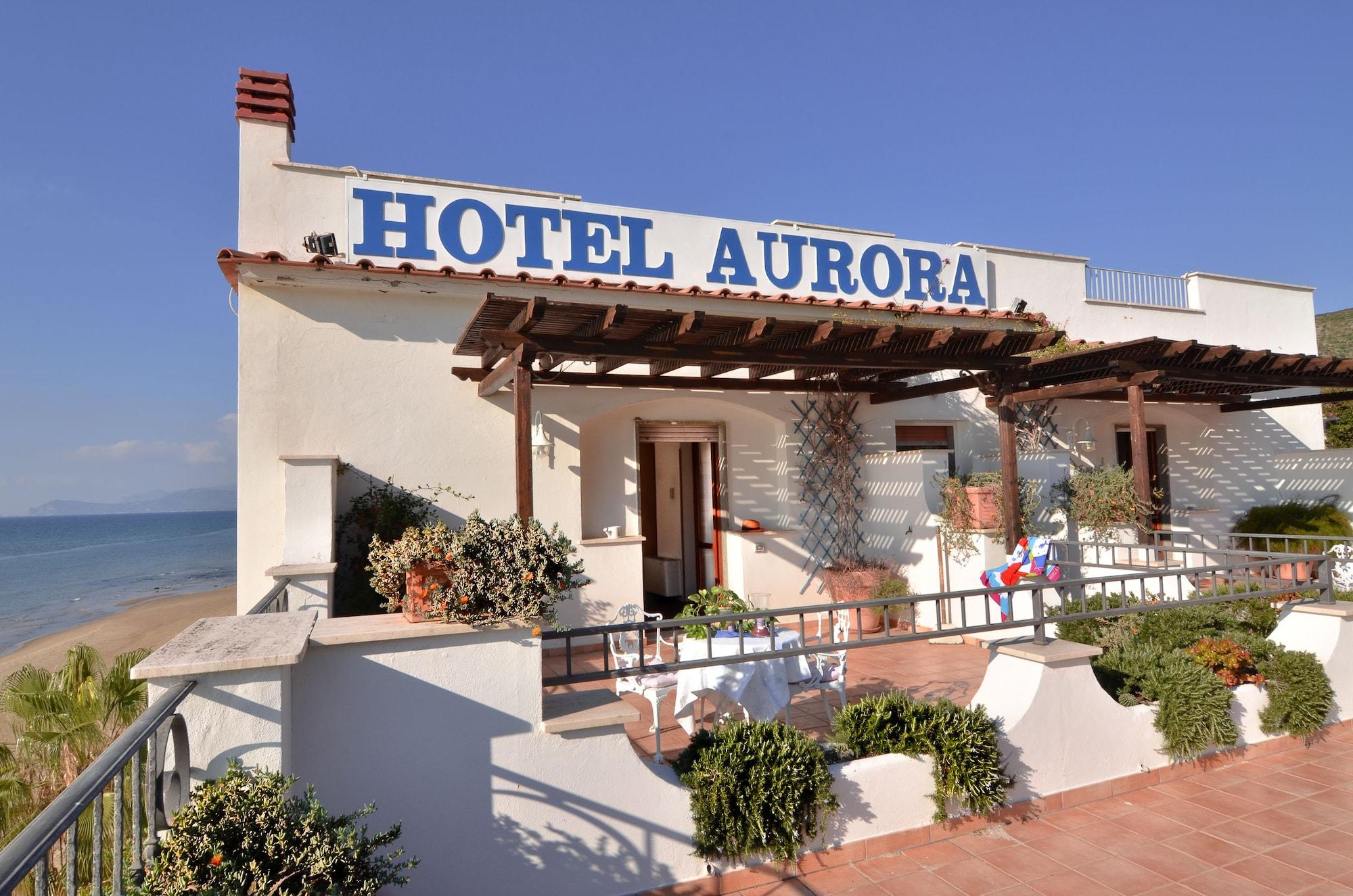 Hotel Aurora Sperlonga Exteriör bild
